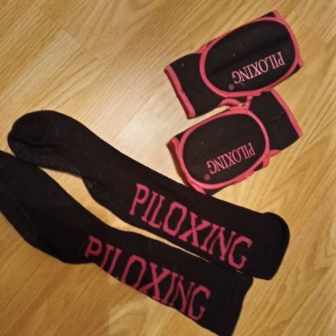 Piloxing hansker og sokker