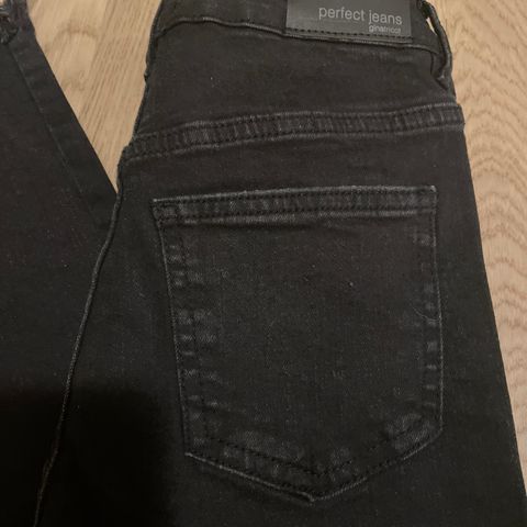 Gina Tricot jeans, svart, str 146