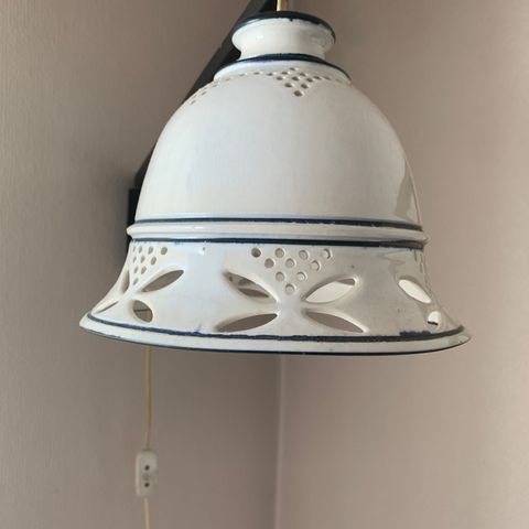 Keramikk lampeskjerm