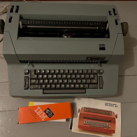 IBM elektrisk skrivemaskin