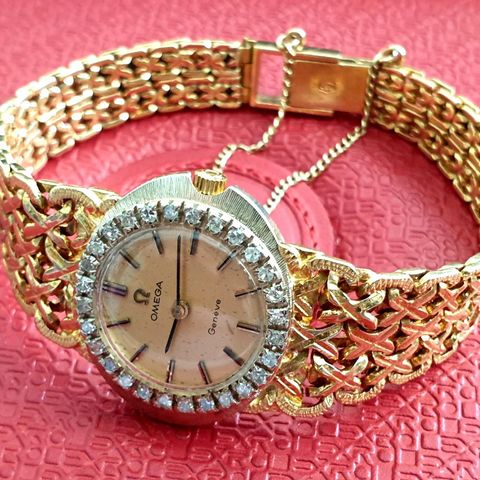 Omega Geneve 18k gull med diamanter