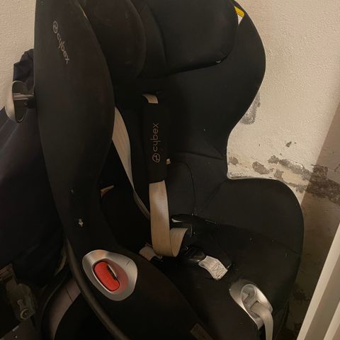 Cybex sitone stat dust black bilstol