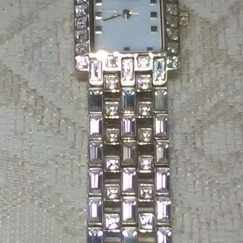 Anne Klein AK 1057MPSV