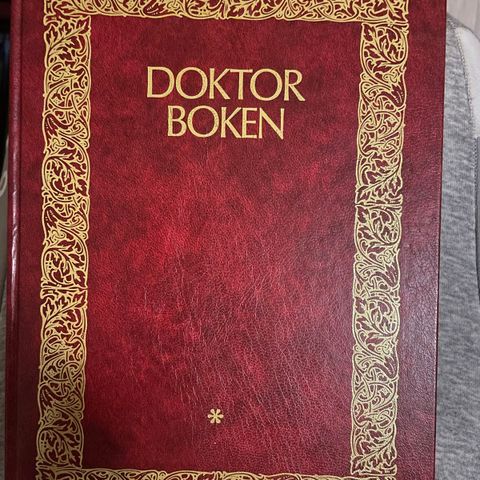 Bok. Doktor boken.