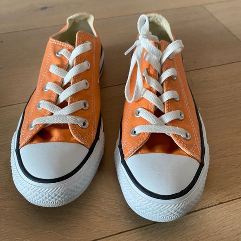 Converse All Star low cut orange (str. 36,5)