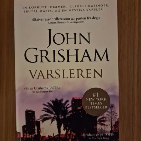 3 flotte eksemplarer av John Grisham , fin til sommerferien