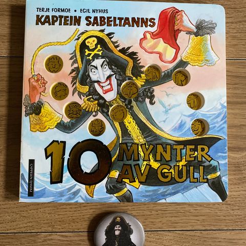 Kaptein Sabeltann. Bok og Pins.