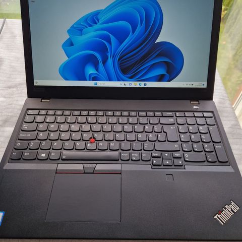 Kraftig Lenovo ThinkPad L590 | 15,6" FHD IPS | Core™ i5 8 Gen|16GB