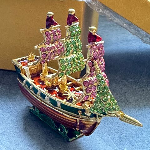 Utsøkte innlagte seiling ornamenter ⛵️