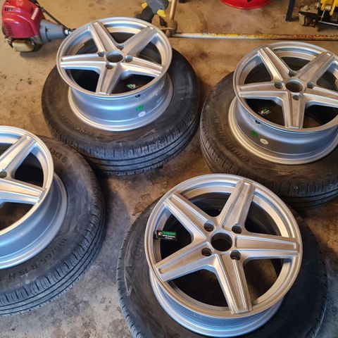 Nesten nye KT Racing 15" felger