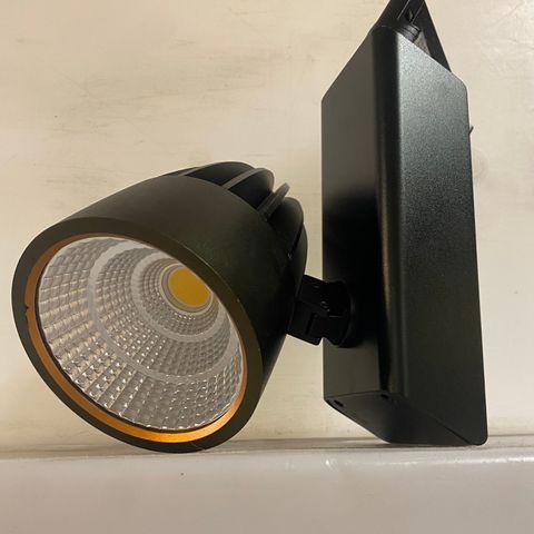 Track light led lamper