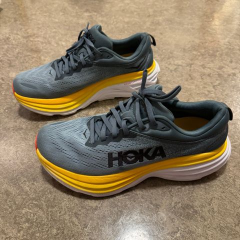 Hoka One One Bondi 8