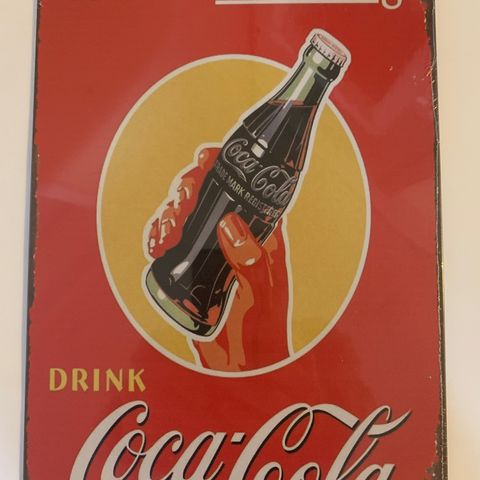 Metallskilt Coca Cola 150.- pr stk 2 stk kr. 250,-  5 stk kr. 500,-