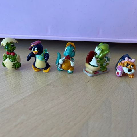 Kinder egg figurer fra 90 tallet