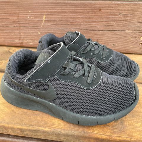 Nike joggsko str 31