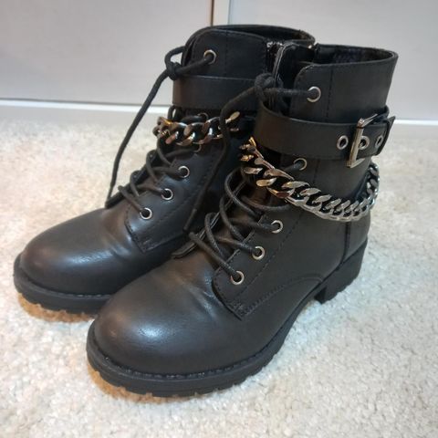 Friboo Lace-up Booties str 34. Snørestøvletter