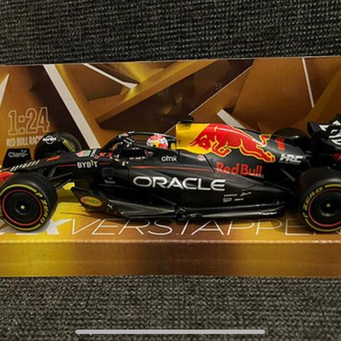 Burago 1:24 RedBull 2022 Zandvoort winner Verstappen formel1