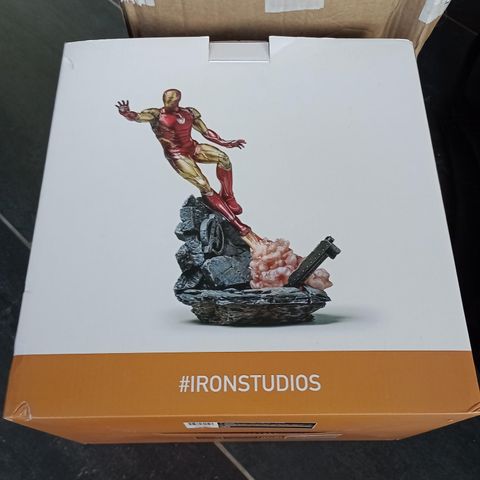 Iron studios 1/10 iron man endgame