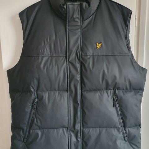 Lyle & Scott Rubberised vest (XL) til salgs