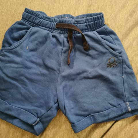 United colors of benneton shorts, str 3-4 år