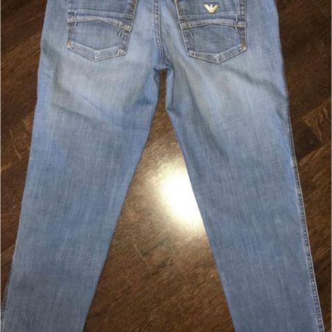 Stilige jeans fra Armani Jeans. Str.28.Pent brukt.