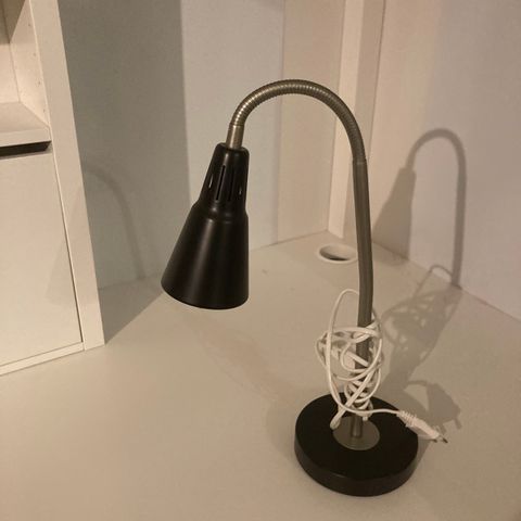 skrivebord lampe