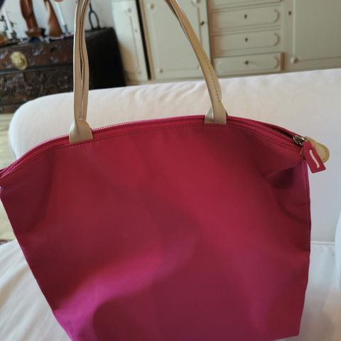 Pink bag small with its own walet