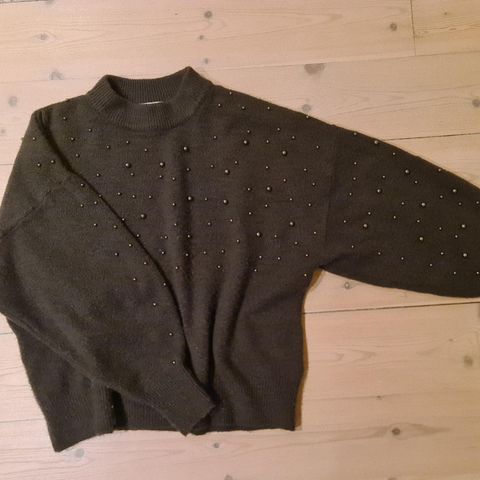 Grå genser