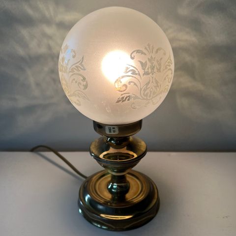 Vintage lampe fra Steen & Steen A/S H 23 cm Diam 12 cm - kuppel