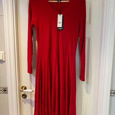 Rød kjole str L( 40)