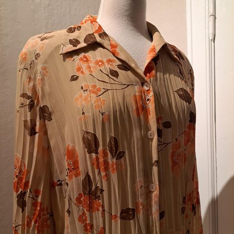 Vintage 80-tallsbluse, str. 40