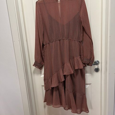 Second Female-kjole, M