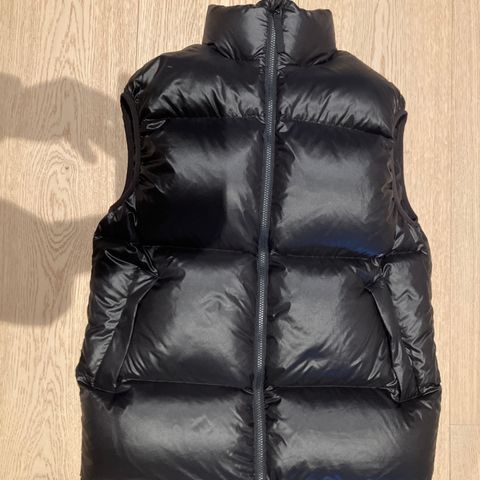 Marc Jacobs veske (solgt) og vest fra & other stories