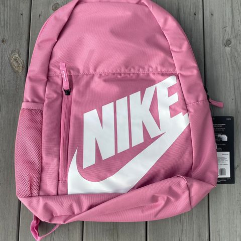 Nike ryggsekk barn 20liter