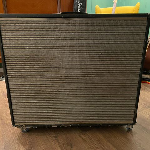 Tomt Vintage 2x12 kabinett