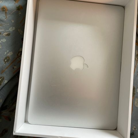 MacBook Air "13 - modell 2014