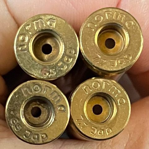 7,7 og 6,5 Arisaka Japan tomhylser