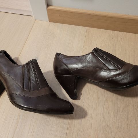 Ankel boots str 40