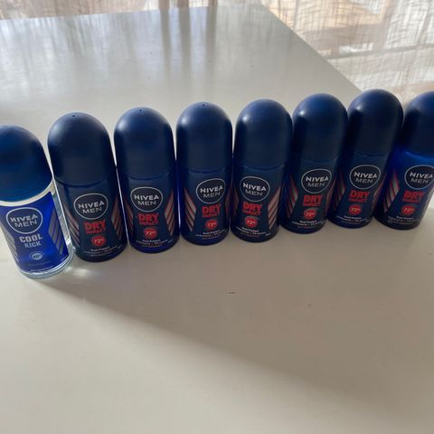 Deodorant 8 stk alt for 250kr