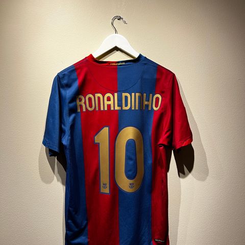 Barcelona 2006/07 fotballdrakt - Ronaldinho 10