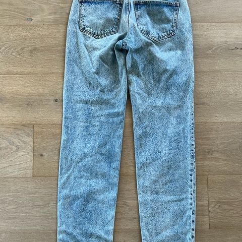 Perfect jeans fra Gina Tricot  str. 34