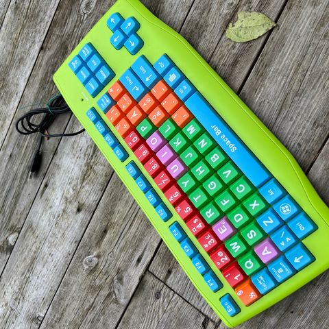 Keyboard, gamingtastatur  barnetastatur