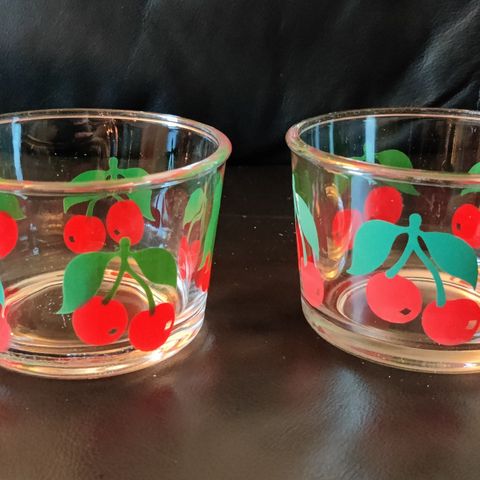 Retro skål med kirsebær/kirsebær-mønster