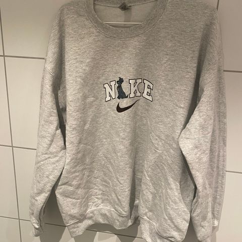 Nike genser