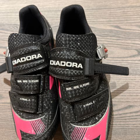 Diadora sykkelsko med clip