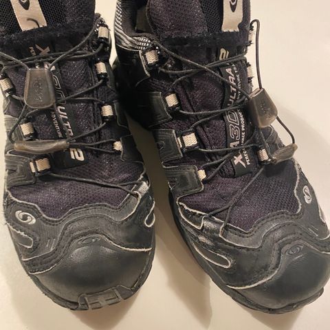 Salomon Goretex sko 36