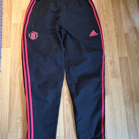 Adidas Manchester United