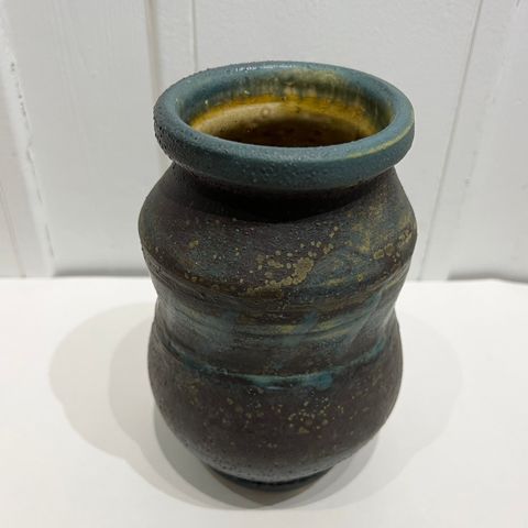 Keramikk vase