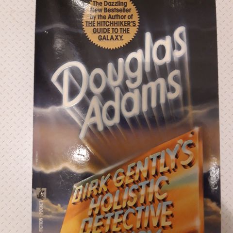 Douglas Adams - Dirk Gently's Holistic Detective Agency -English language