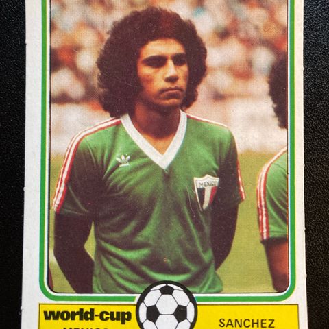Rookie Hugo Sanchez Real Madrid Mexico Monty Gum fotballkort fra VM 1978 selges